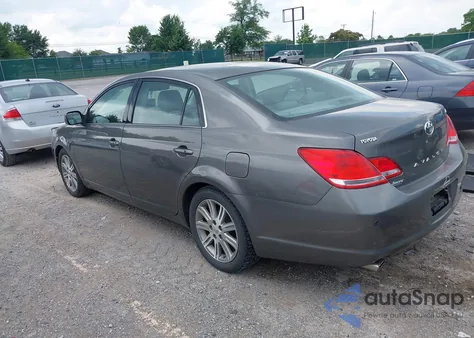 2006 Toyota Avalon Limited z USA, uszkodzony, nr VIN 4T1BK36B16U134171